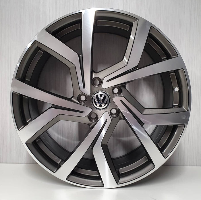 18 Inch Rims Fits Volkswagen VW Golf GTI Jetta Passat 5X112 R32 Wheels